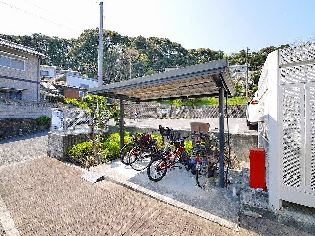 ディアス有里のその他共用部分|敷地内駐輪場です