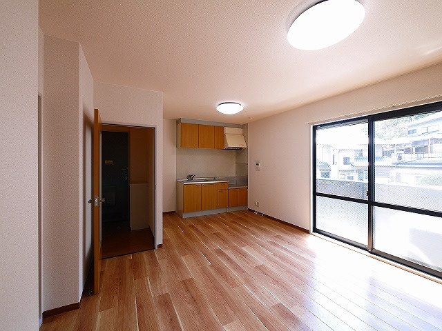 ディアス有里の居間・リビング|こちらのリビングで趣味の時間をお楽しみください