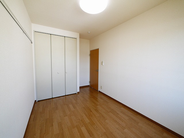 ディアス有里の寝室|スタンダードな洋室です