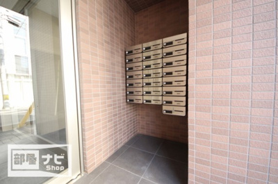 【エントランス】 | ヴィゴーレ本町