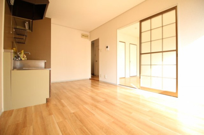 【居間・リビング】 | カーディナル辰巳A棟