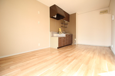 【居間・リビング】 | カーディナル辰巳A棟