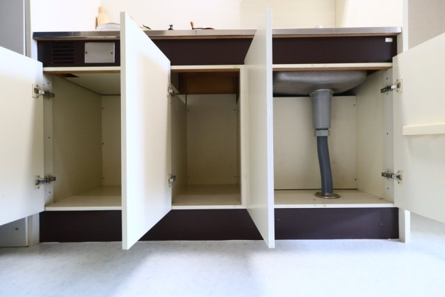 【キッチン】 | メゾン大野Ⅲ | 家具・小物はイメージです