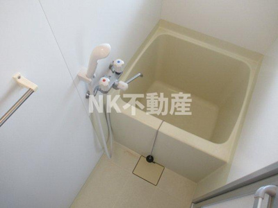 【浴室】 | 江口コーポ（長瀬賃貸） | 日々の疲れを癒すお風呂付です