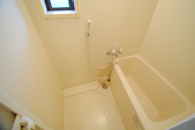 ブリランテ金丸小路の浴室