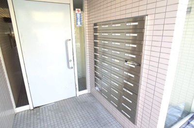 【エントランス】 | ダイドーメゾン岡本