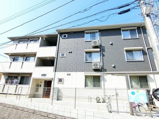 【外観】 | ペットOK！小田急多摩線「五月台」駅まで徒歩2分の3階建てアパート♪駅近のお部屋をお探しの方におすすめ♪