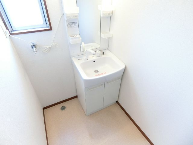 山田戸建住宅の洗面所
