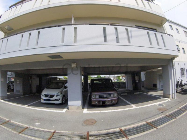 【駐車場】 | エレガンス菅井山