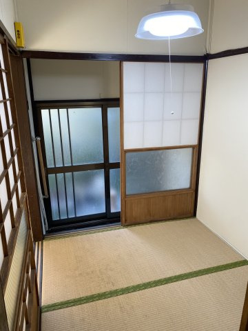 【 貸主 】横浜市南区大岡1丁目　貸倉庫など（業種相談）の和室|2帖
