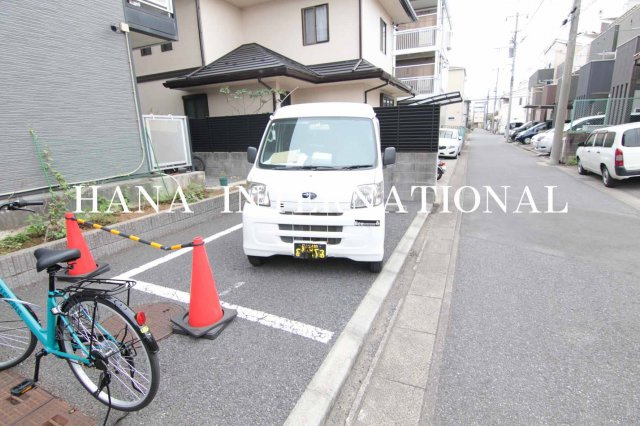 レオパレスサンライズ船橋の駐車場