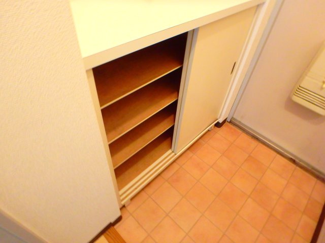 エル鹿島の収納