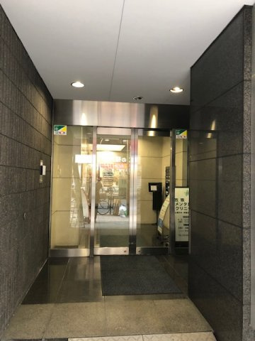 ユニオン駅前ビルのエントランス