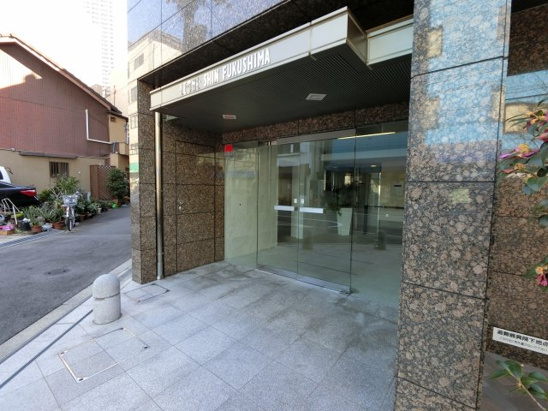 【エントランス】