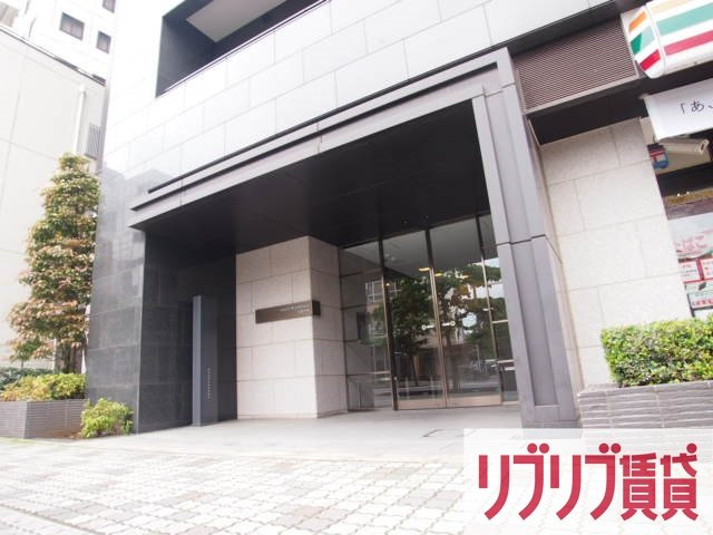 ヒューリックレジデンス千葉中央のエントランス