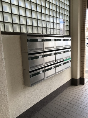 【エントランス】 | ポインセチア吉岡 | 集合ポスト