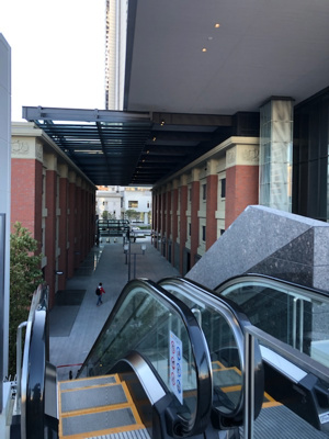 【エントランス】 | ザ・タワー横浜北仲 | 駅直結型