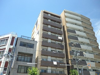 ＲＥＩ難波西の外観