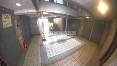 【エントランス】 | エアリーコート小阪