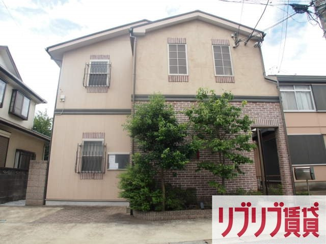 リリックコート若松の外観