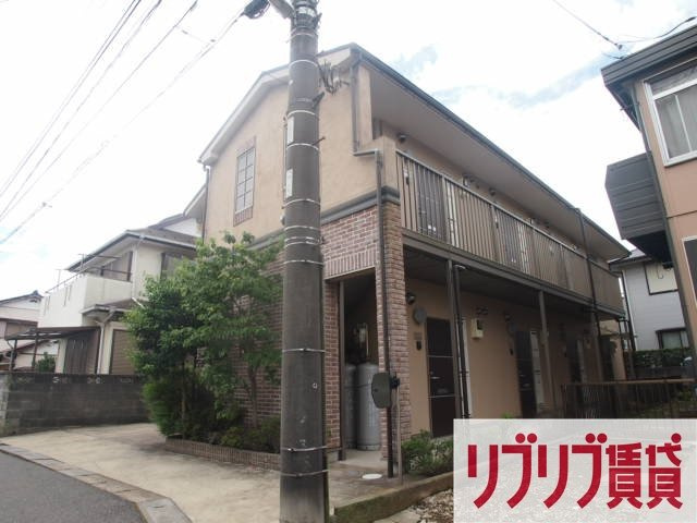 リリックコート若松の外観