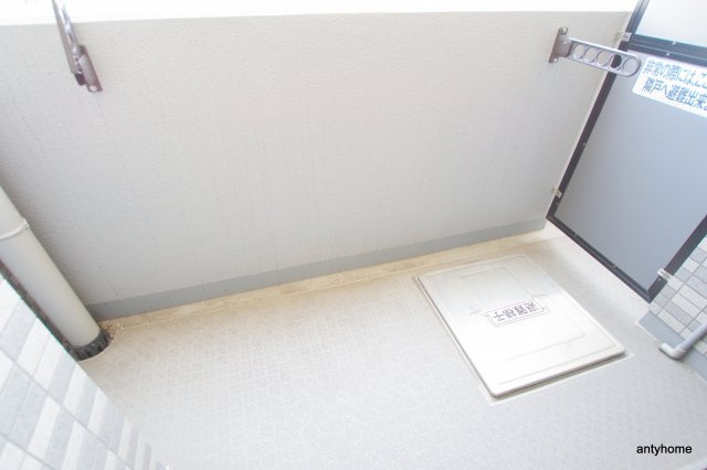 エスリード新大阪第8　仲介手数料無料のバルコニー