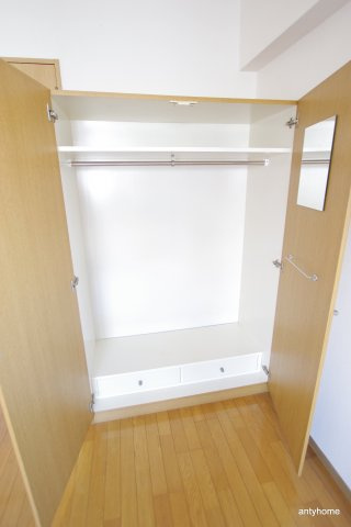 エスリード新大阪第8　仲介手数料無料の収納