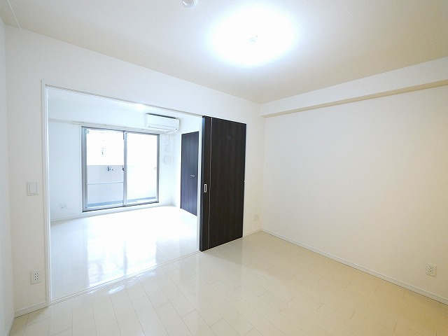 アンジュ高天の居間・リビング|ゆったり過ごせるリビングです