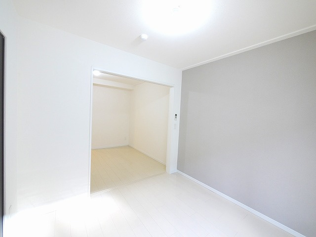 アンジュ高天の洋室|広々とした洋室です