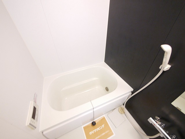 アンジュ高天の浴室|きれいなお風呂です