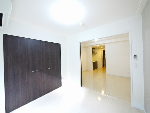 アンジュ高天の洋室|コンパクトで使いやすい洋室です