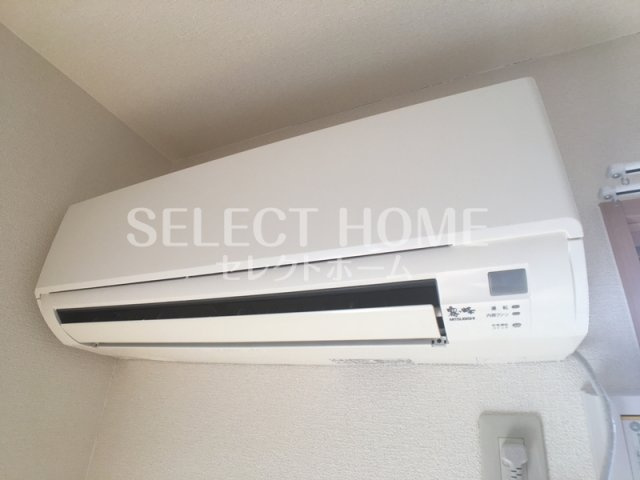 【設備】 | ロータス | エアコン付き