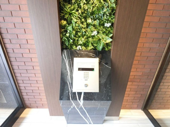 【エントランス】