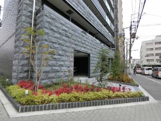 【エントランス】