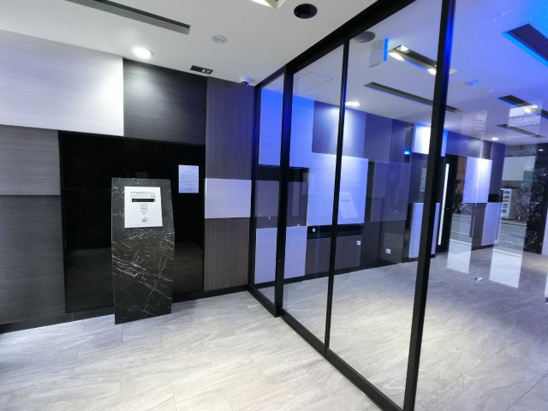 【エントランス】