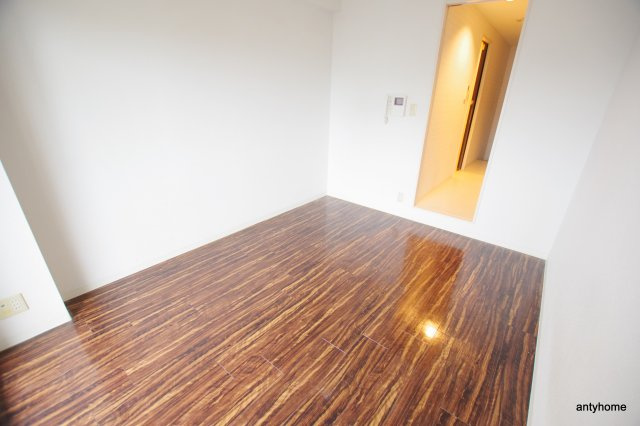 十三本町ウインズマンション2　仲介手数料無料の寝室