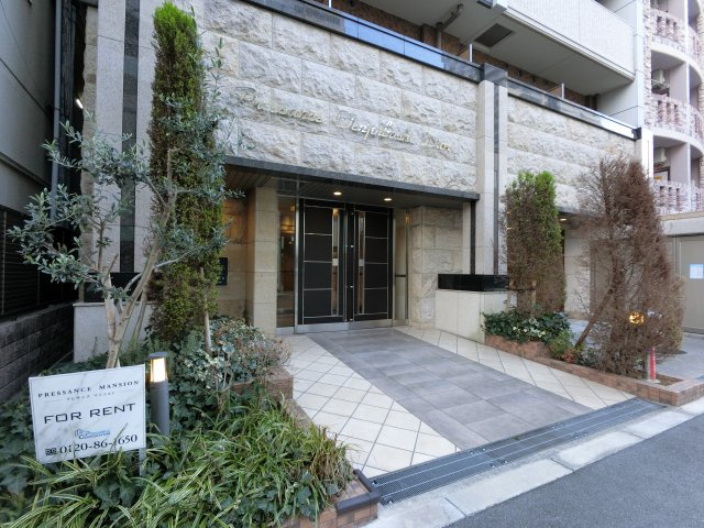 【エントランス】