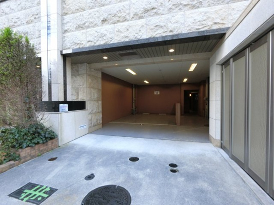 【エントランス】