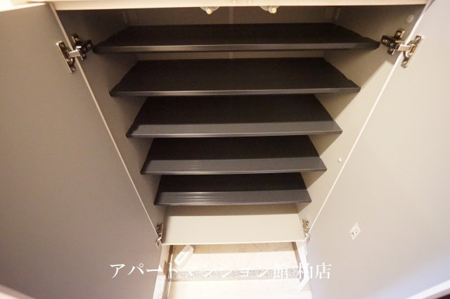 ファーストクライムの収納