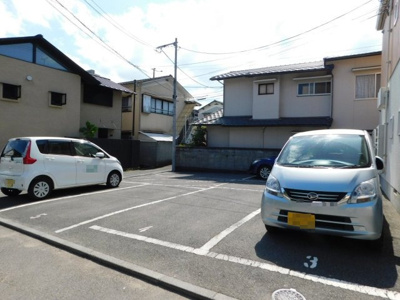 【駐車場】 | メゾンソレイユ(持田)