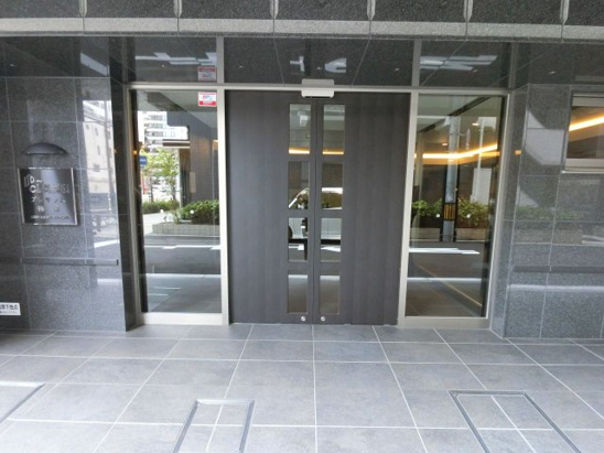 【エントランス】