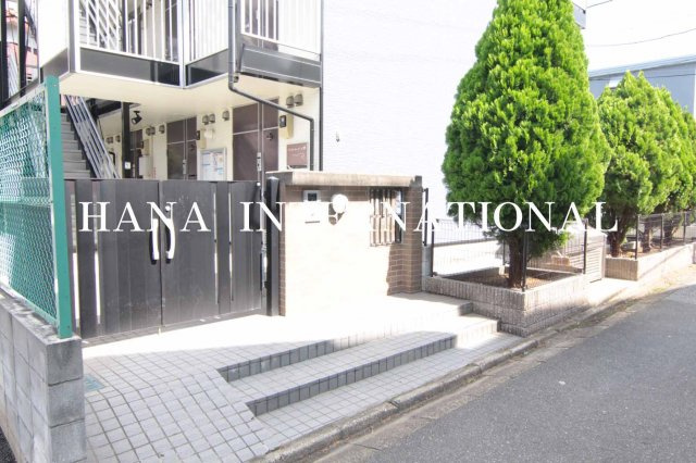 レオパレスクラティフの周辺