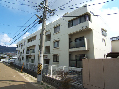 【外観】 | ララ・本町