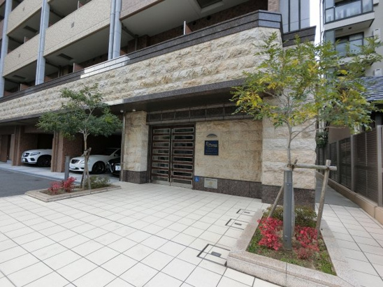 【エントランス】