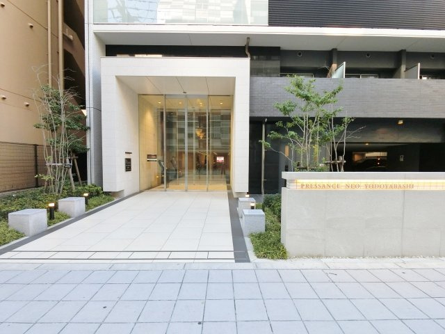 【エントランス】