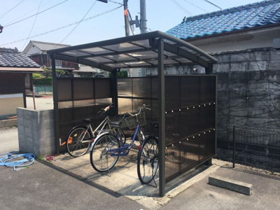 【その他共用部分】 | ゴマリ ジャーディン | 屋根付きの駐輪場もあります！！ 