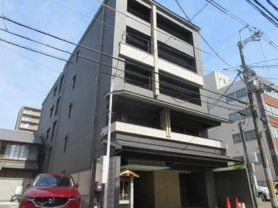 CALM高倉通の外観