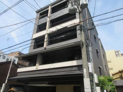 CALM高倉通の外観