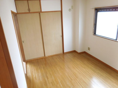 【洋室】 | モアコート西真上