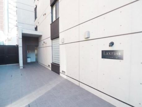 ラクラス四谷三丁目のエントランス|ラクラス四谷三丁目